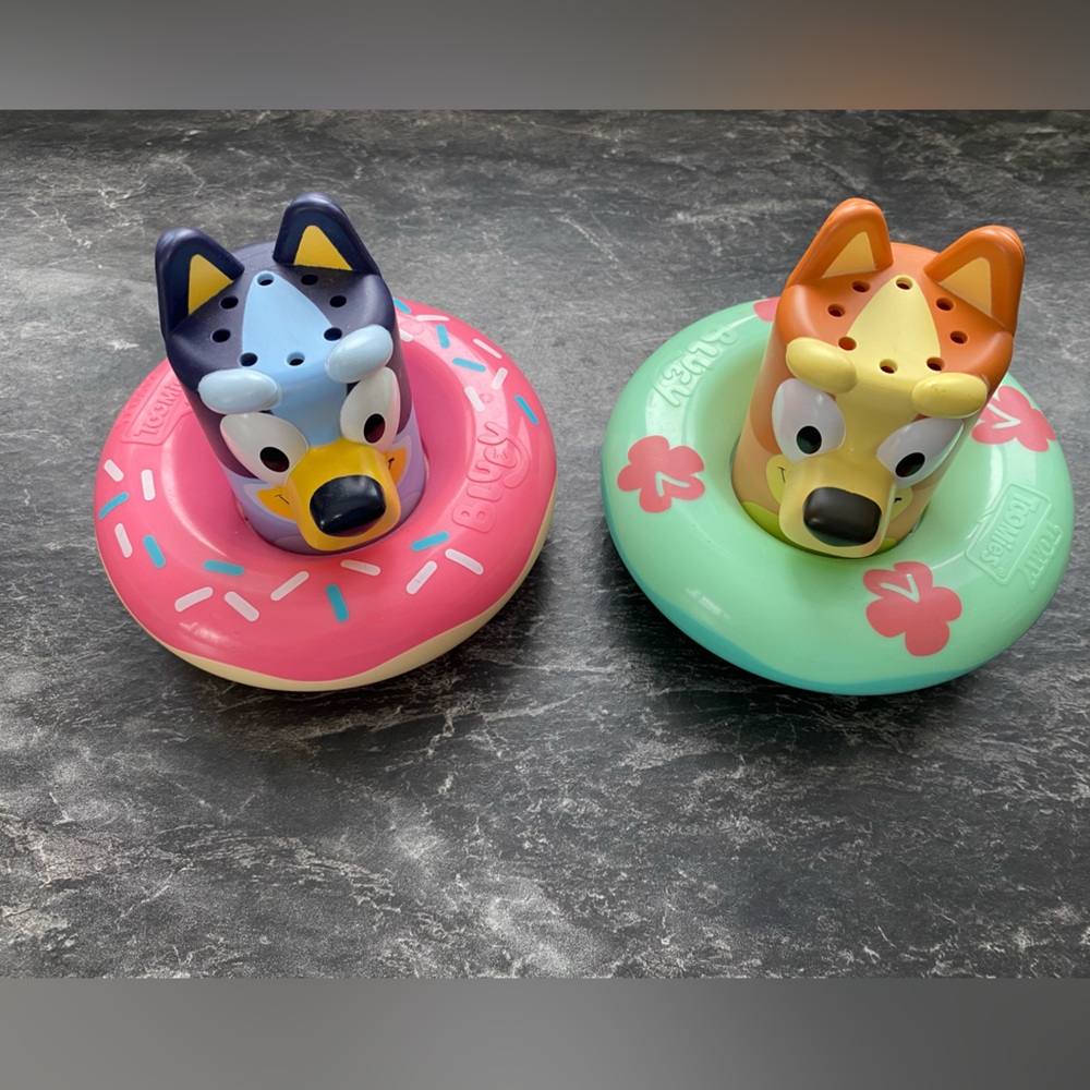 💙3/15 Bluey and Bingo Bath Toys - Pink and Green